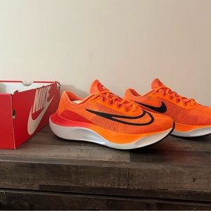 Nike Zoom Fly ‘Total Orange Black’ Size 9 Men’s with a replacement box